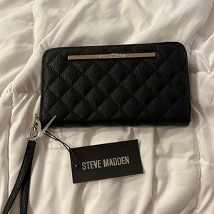 Brand New Steve Madden Wristlet Wallet!